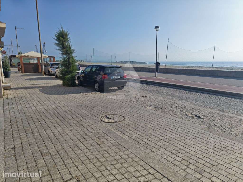 Moradia térrea T2 remodelada na Praia de Espinho - Grande imagem: 3/19
