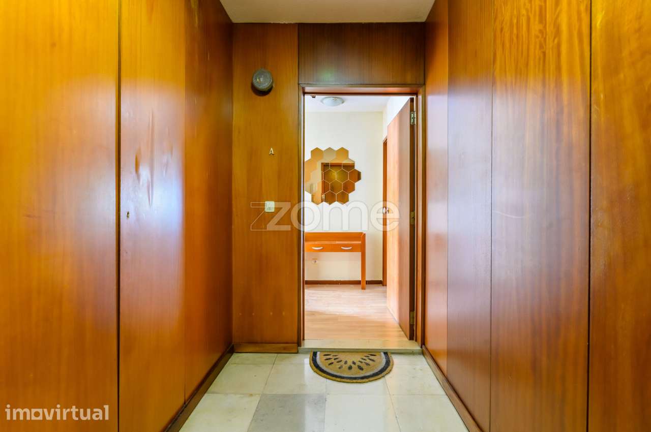 Apartamento T2 C/ garagem e elevador | Ramalde, Porto - Grande imagem: 5/31