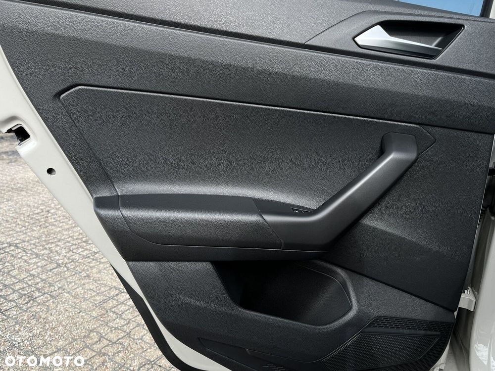 Volkswagen Taigo - 25