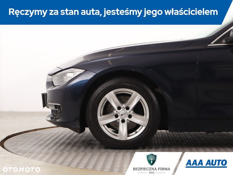 BMW Seria 3 - 17