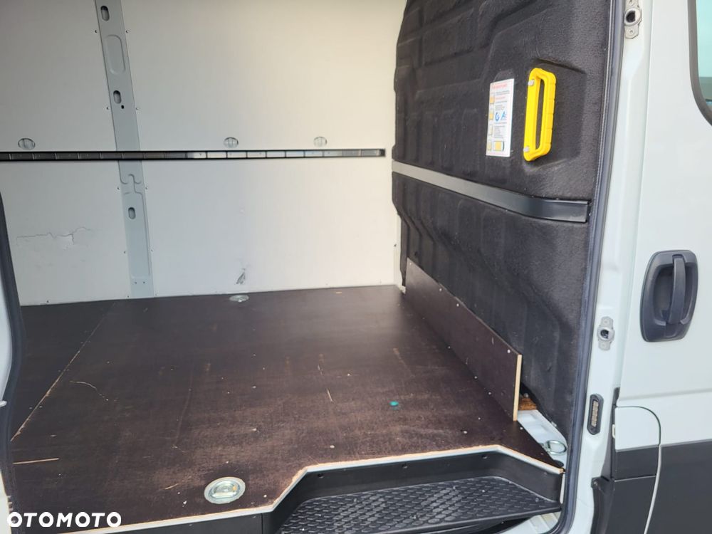 Iveco DAILY 35 S 16 MAXI-HAK 3500 KG-KLIMA-6 SZTUK - ŁADNY - 16
