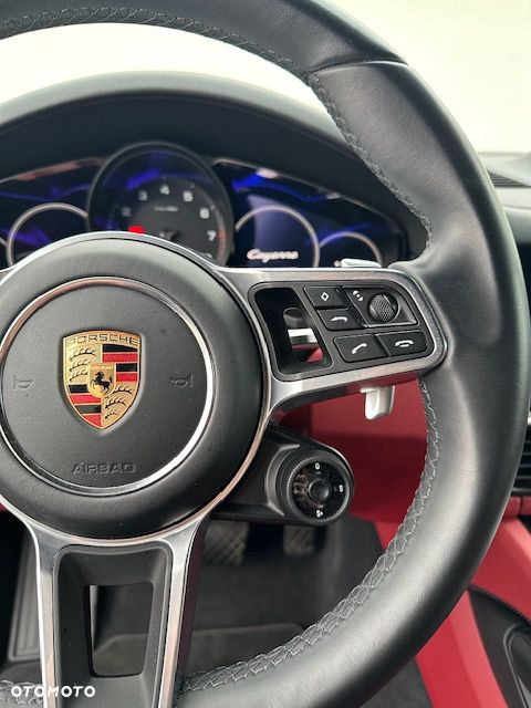 Porsche Cayenne Platinum Edition - 16