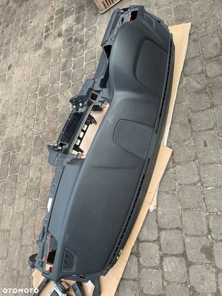 deska rozdzielcza poduszka kolanowa napinacze komplet bmw f10 f11 europa - 4