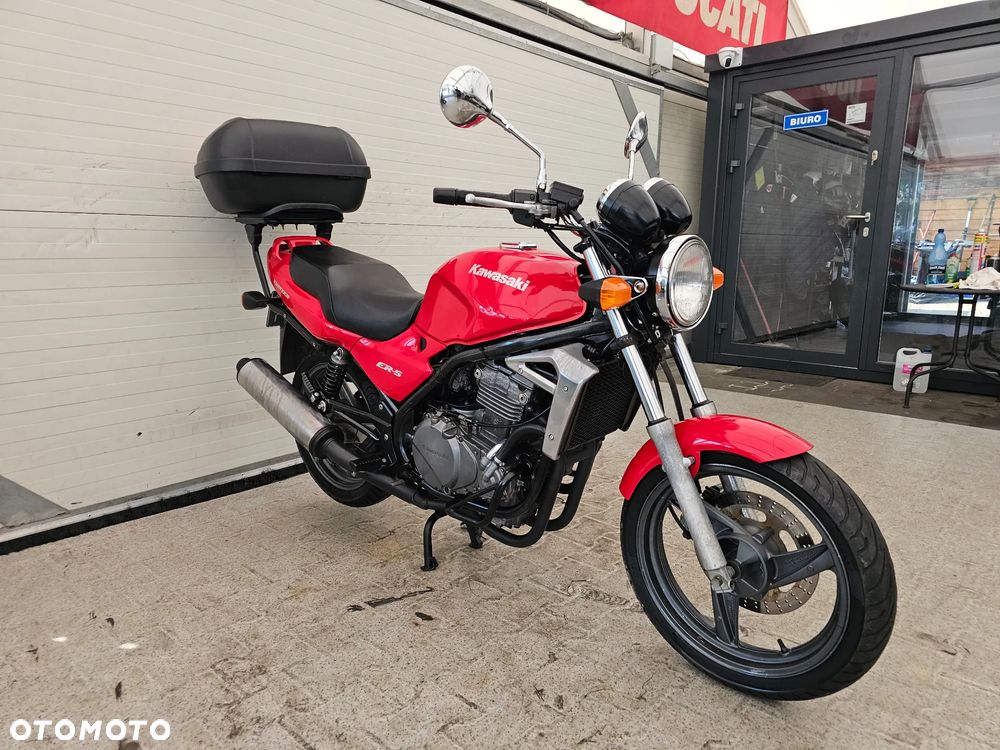 Kawasaki ER - 3
