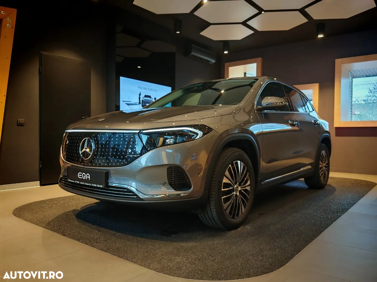 Mercedes-Benz EQA 250+ - 7