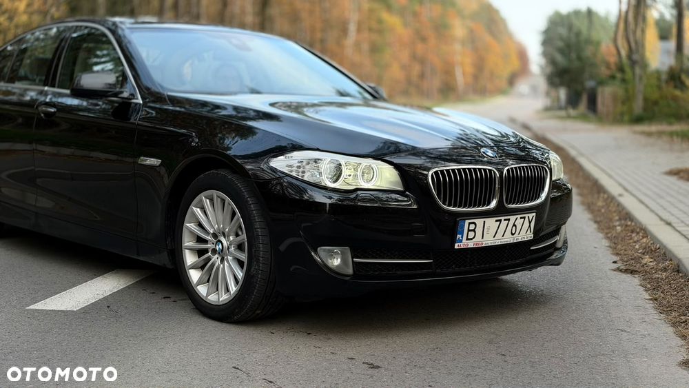 BMW Seria 5 530d xDrive - 4