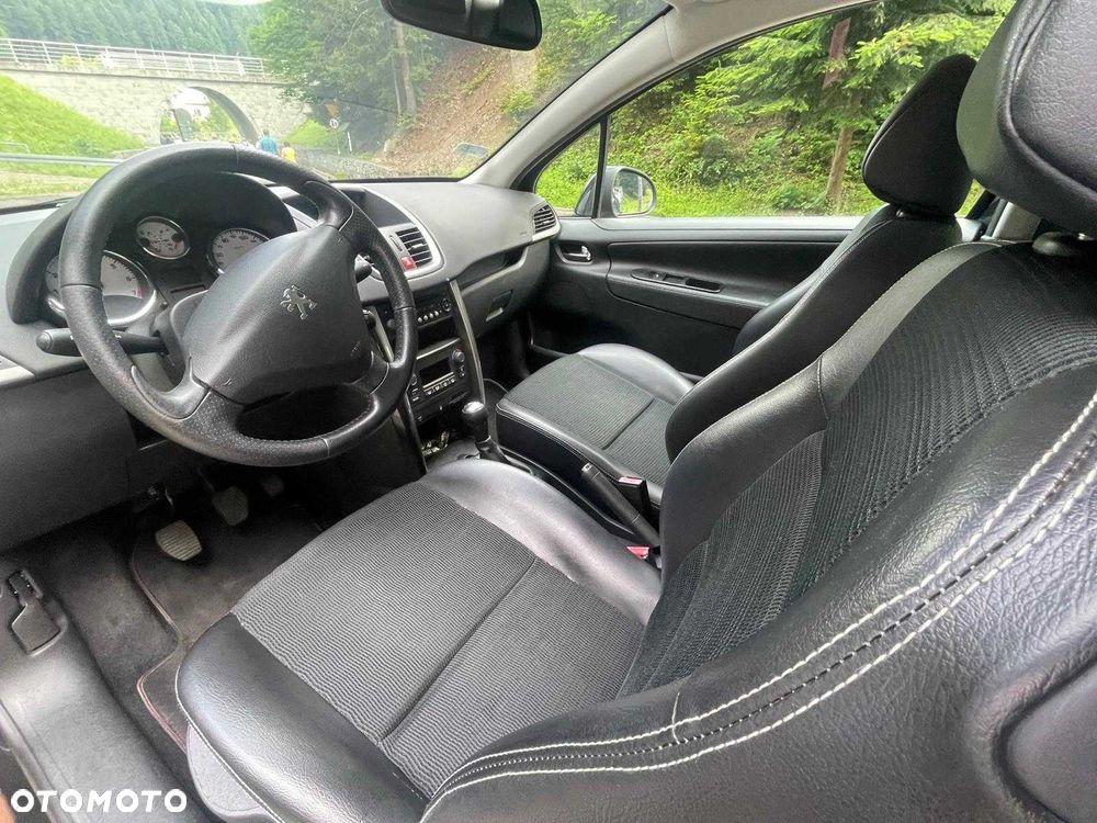 Peugeot 207 - 5