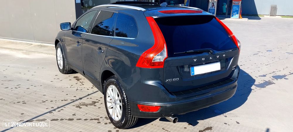 Volvo XC 60 2.4 D Drive Momentum - 3