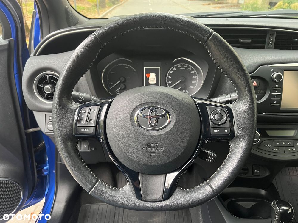 Toyota Yaris Hybrid 100 Premium EU6 - 14