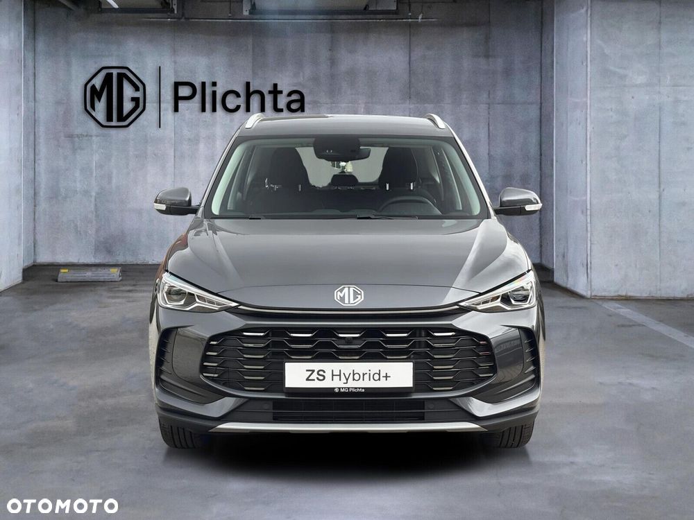 MG ZS Hybrid+ - 10
