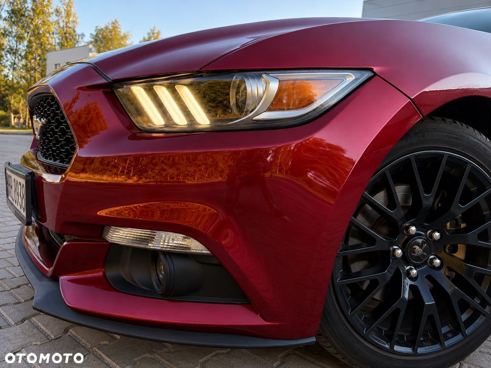 Ford Mustang - 2