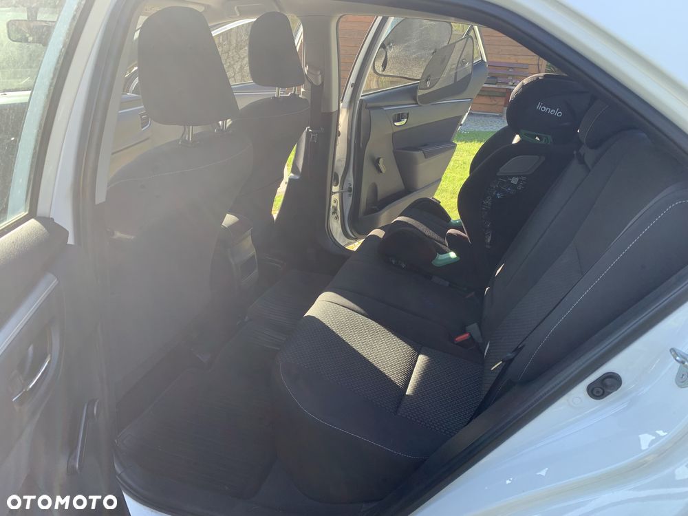 Toyota Corolla 1.4 D-4D Premium - 11