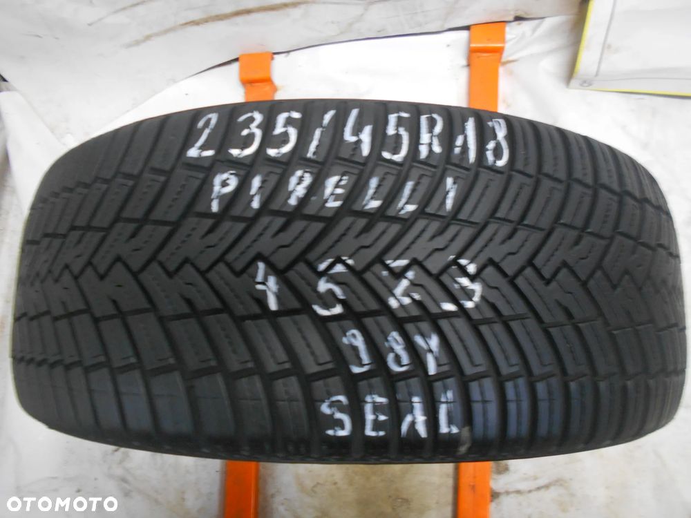 OPONA POJEDYNKA 235/45R18 PIRELLI ALLSEASON CINTURATO SF2 SEAL DOT 4523 7MM - 1