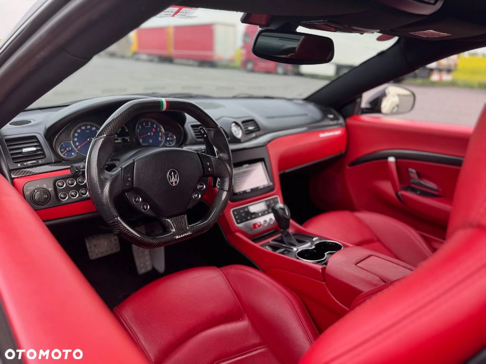 Maserati GranTurismo S Automatik - 15