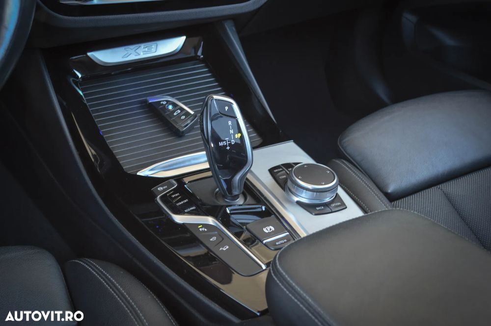 BMW X3 xDrive25d AT Luxury Line - 30