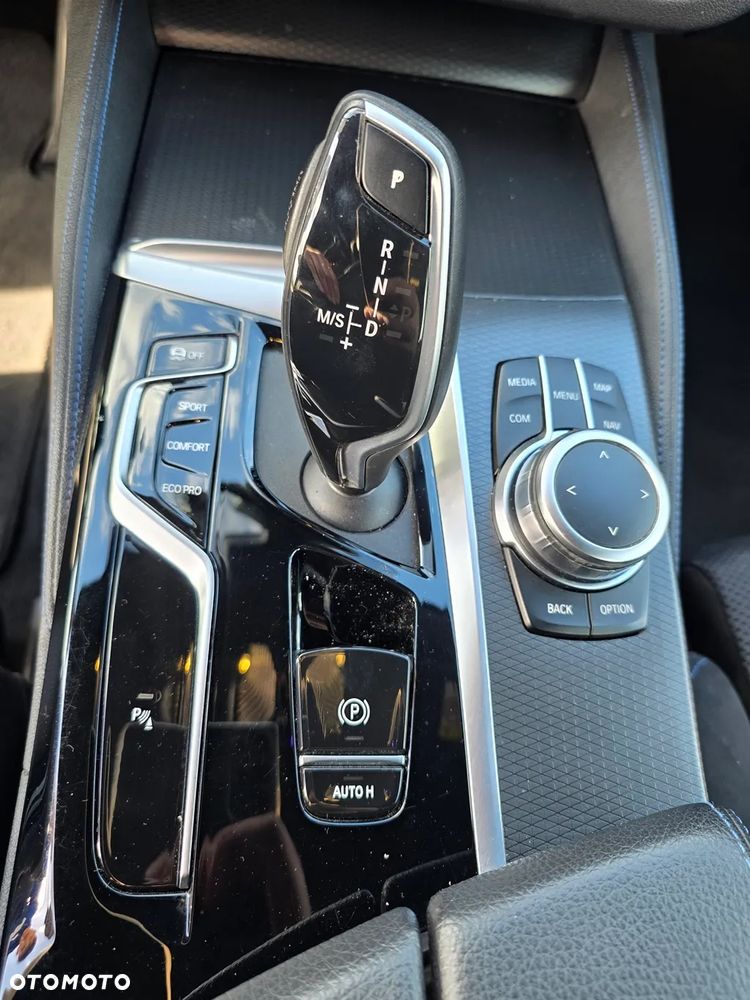 BMW Seria 5 520d xDrive MHEV M Sport sport - 21
