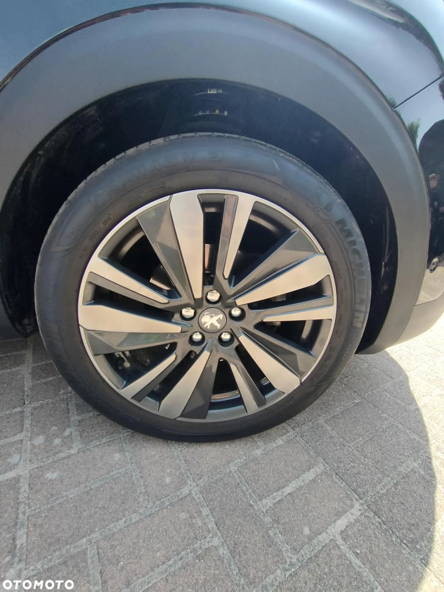 Peugeot 3008 1.5 BlueHDi Allure S&S EAT8 - 7