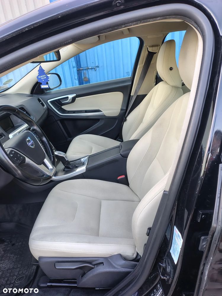 Volvo V60 - 6