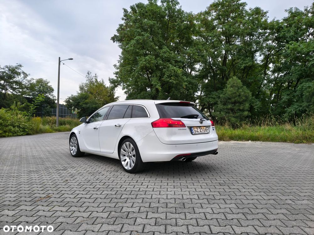 Opel Insignia 2.0 T Cosmo 4x4 - 5