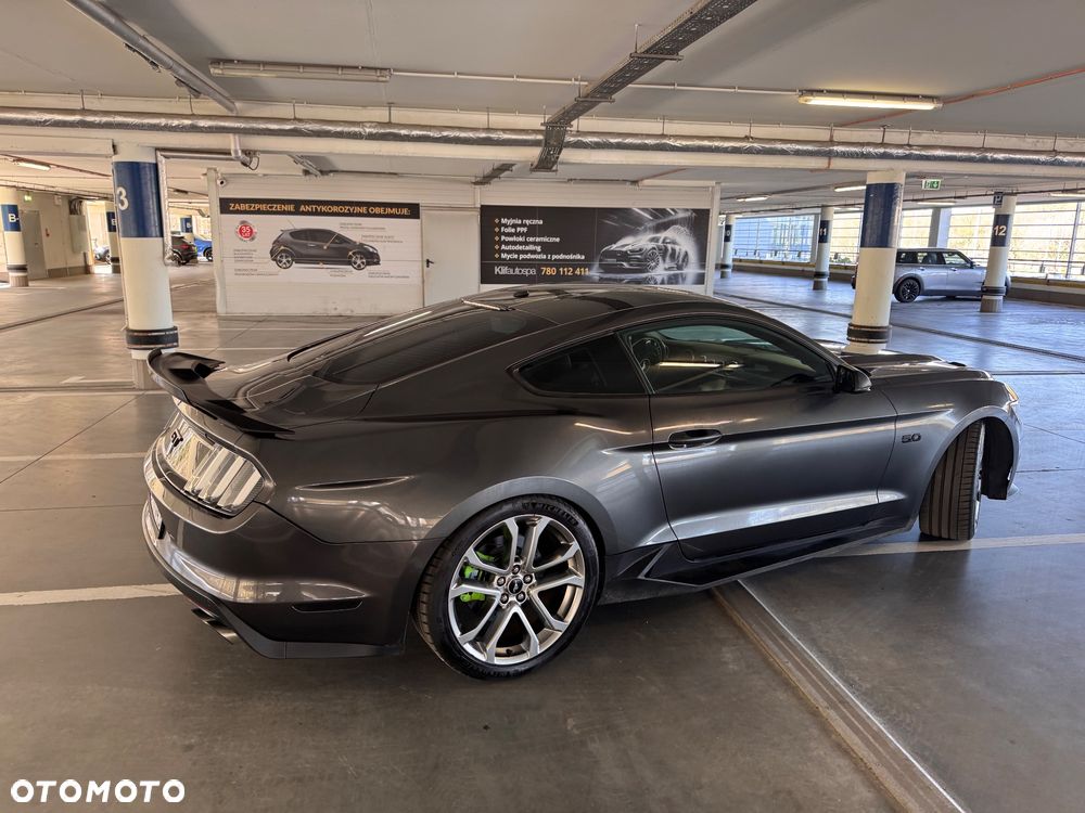 Ford Mustang 5.0 V8 GT - 20