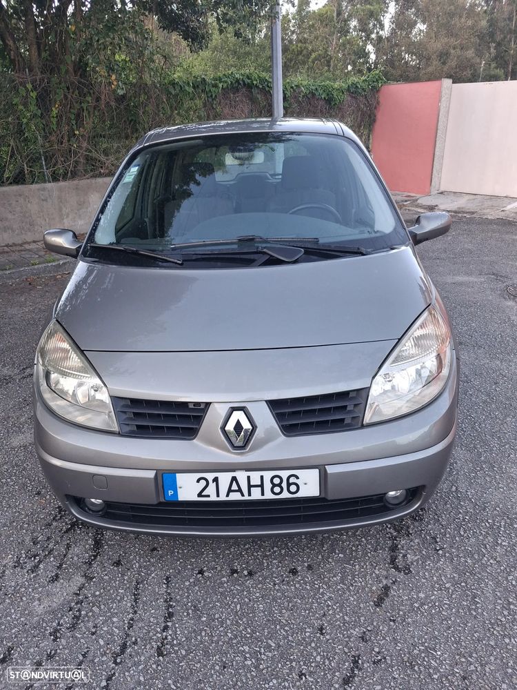 Renault Scénic 1.5 dCi Confort - 1