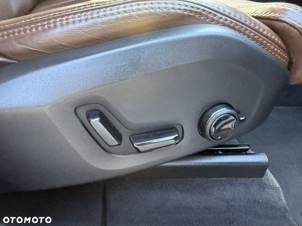 Volvo XC 60 D4 Inscription - 30