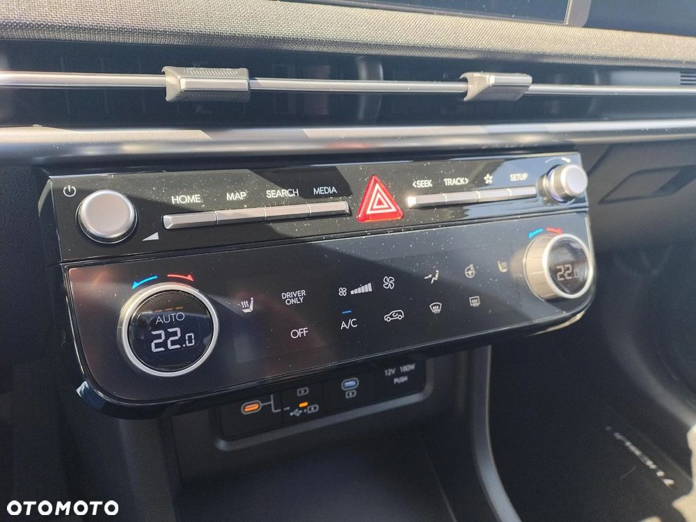 Hyundai Tucson 1.6 T-GDi HEV Executive 2WD - 16