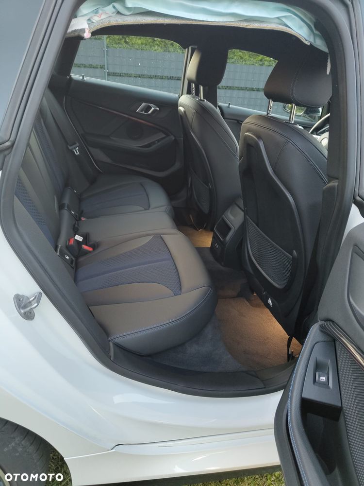 BMW Seria 2 218d GT M Sport sport - 22