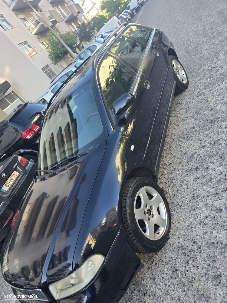 Audi A4 Avant - 4