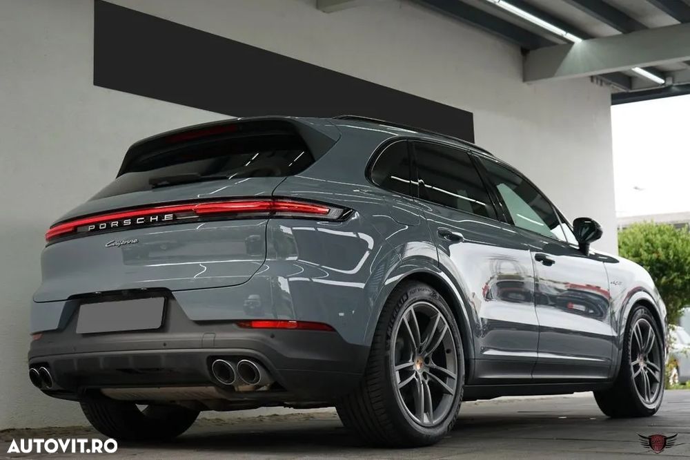 Porsche Cayenne E-Hybrid Tiptronic S - 4