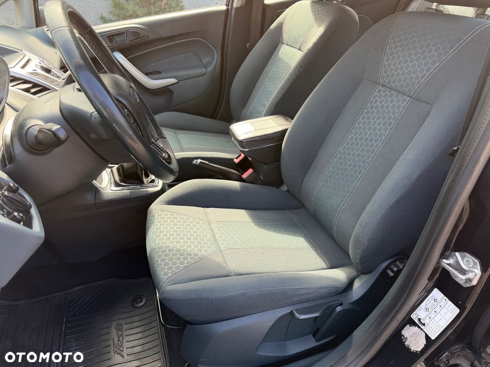 Ford Fiesta 1.25 Titanium - 23