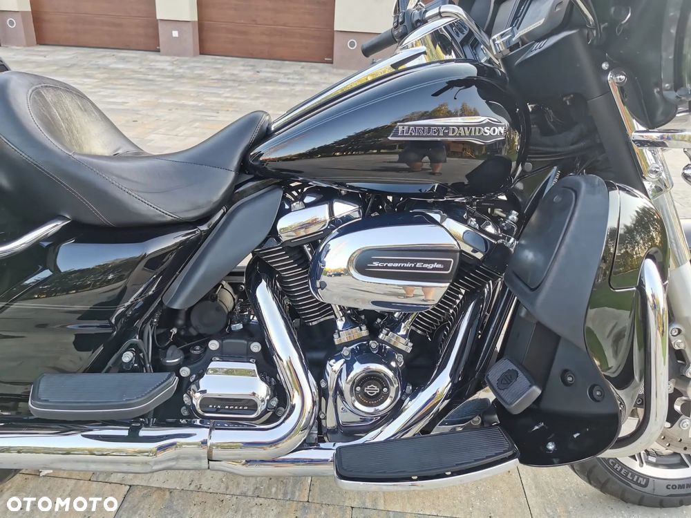 Harley-Davidson FLHTCU Ultra - 34