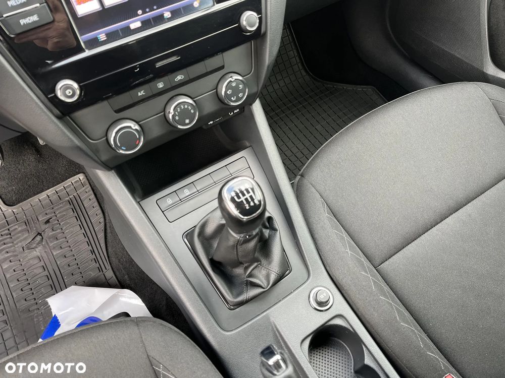 Skoda Octavia 1.4 TSI Active - 15