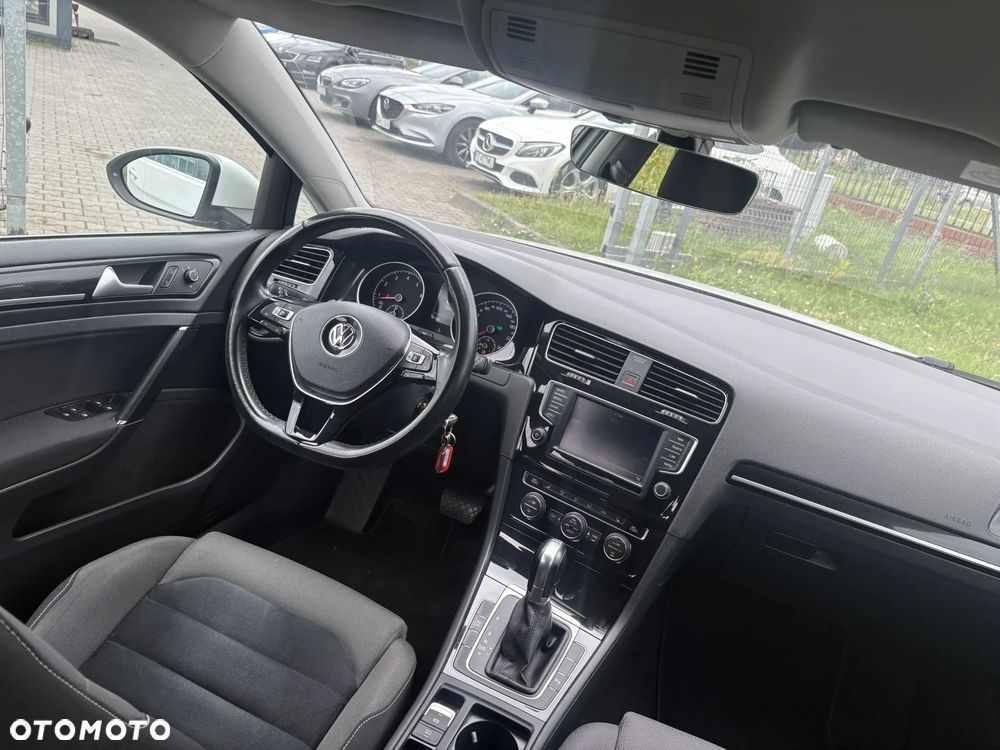 Volkswagen Golf 1.4 TSI BMT Highline DSG - 23