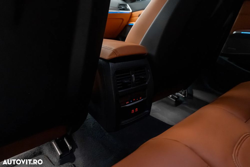 BMW M3 M340i xDrive - 29