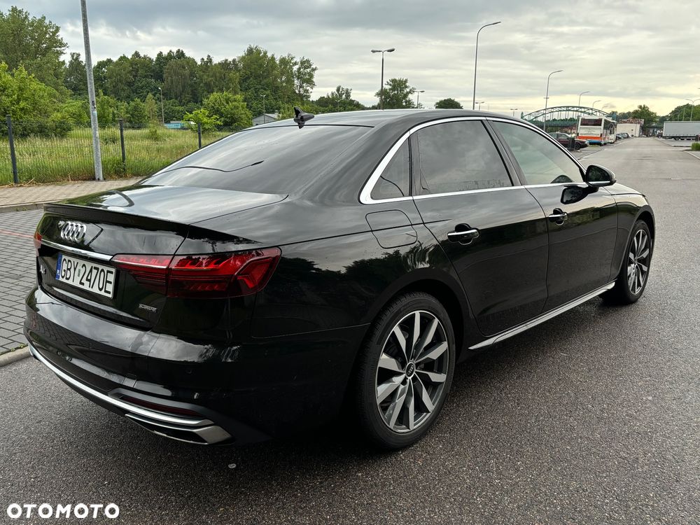 Audi A4 Limousine 40 TFSI quattro S tronic - 5