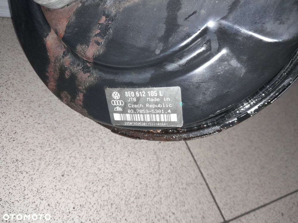 Serwo pompa hamulcowa SKODA Superb 01-08r. 8E0612105L - 5
