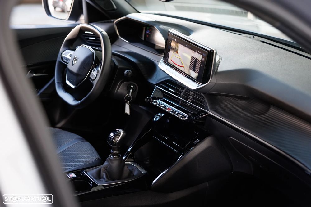Peugeot 2008 - 7