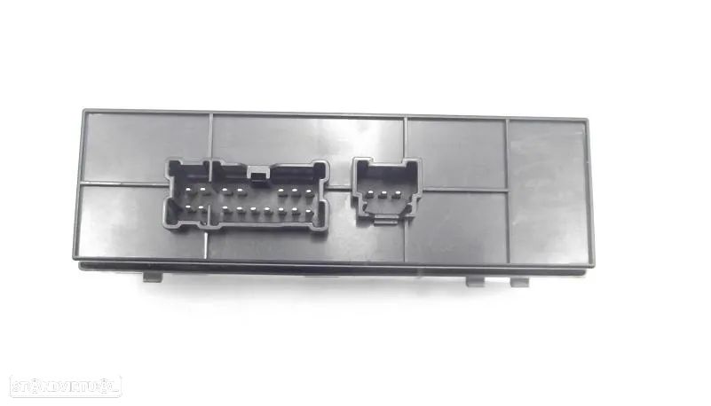 Botoes de comando dos vidros Nissan Juke 25401-1KA0A - 2