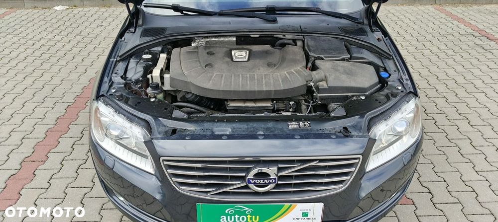 Volvo V70 D3 Momentum - 24