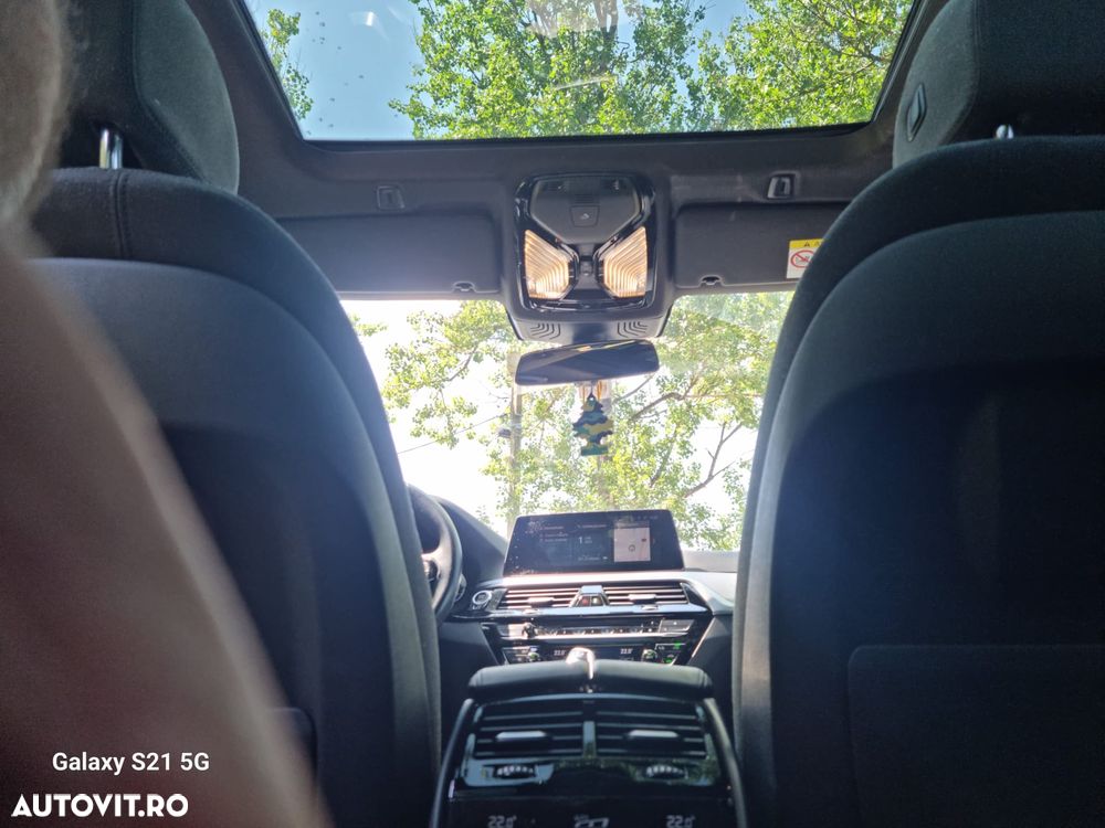 BMW Seria 5 520d Aut. - 9