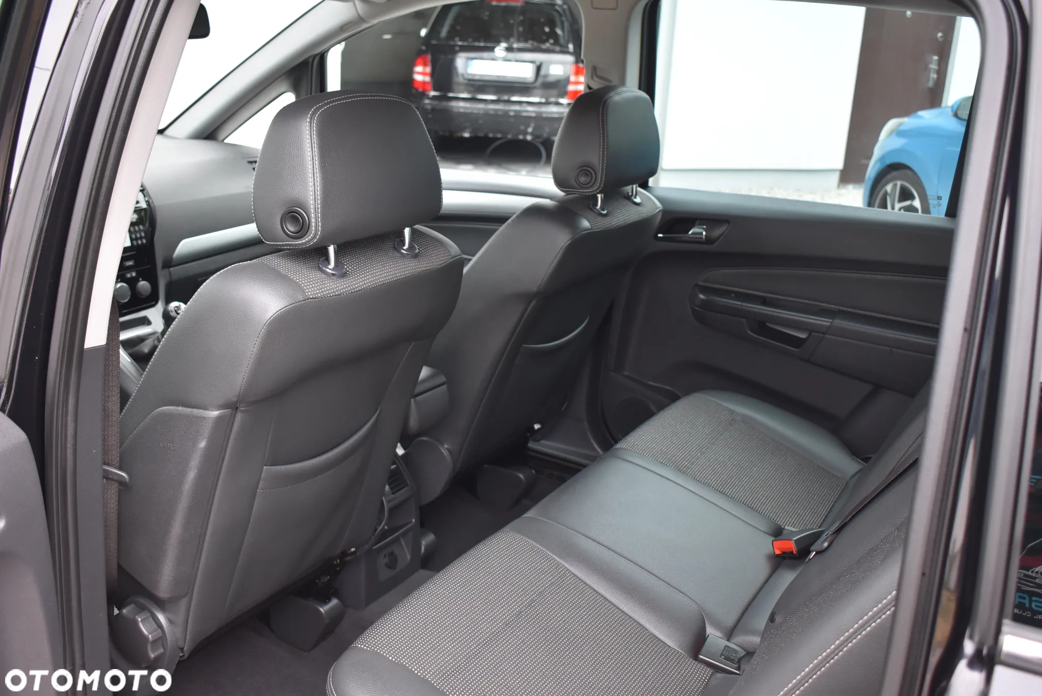 Opel Zafira - 26