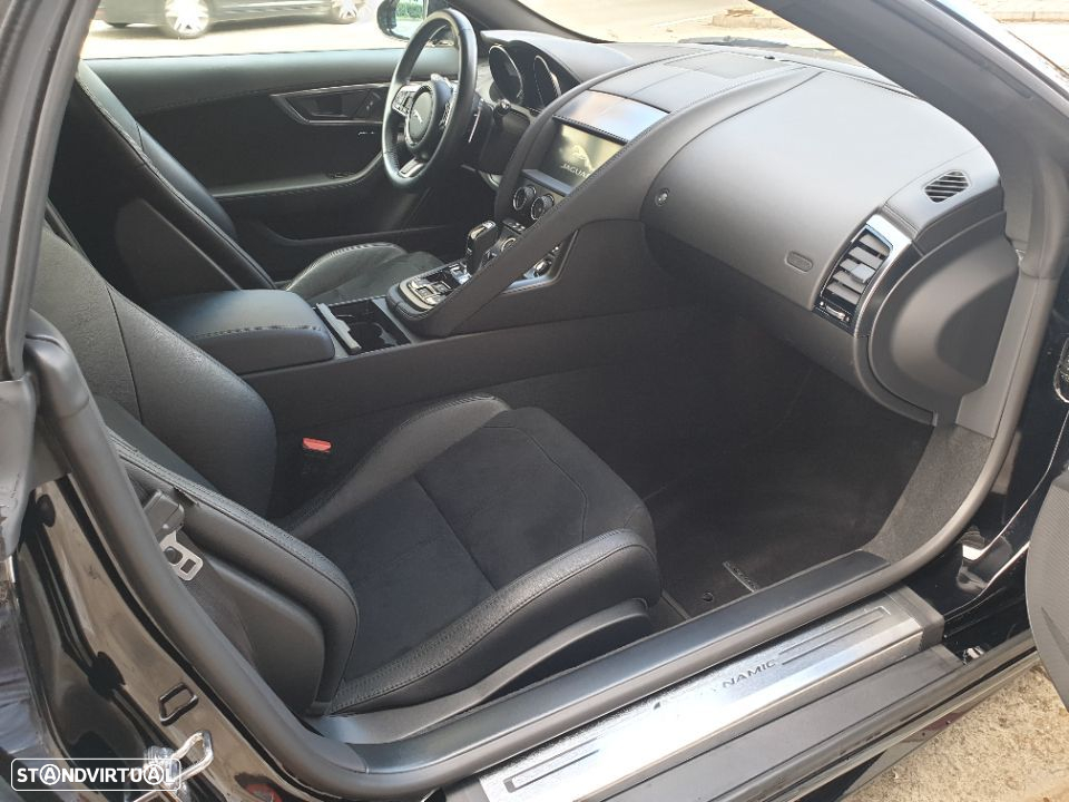 Jaguar F-Type 2.0 i4 R-Dynamic - 7