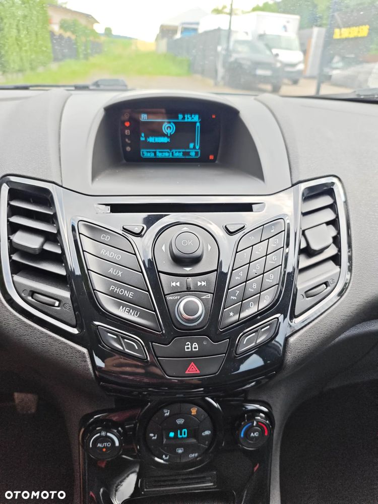 Ford Fiesta 1.0 Start-Stop Titanium - 25