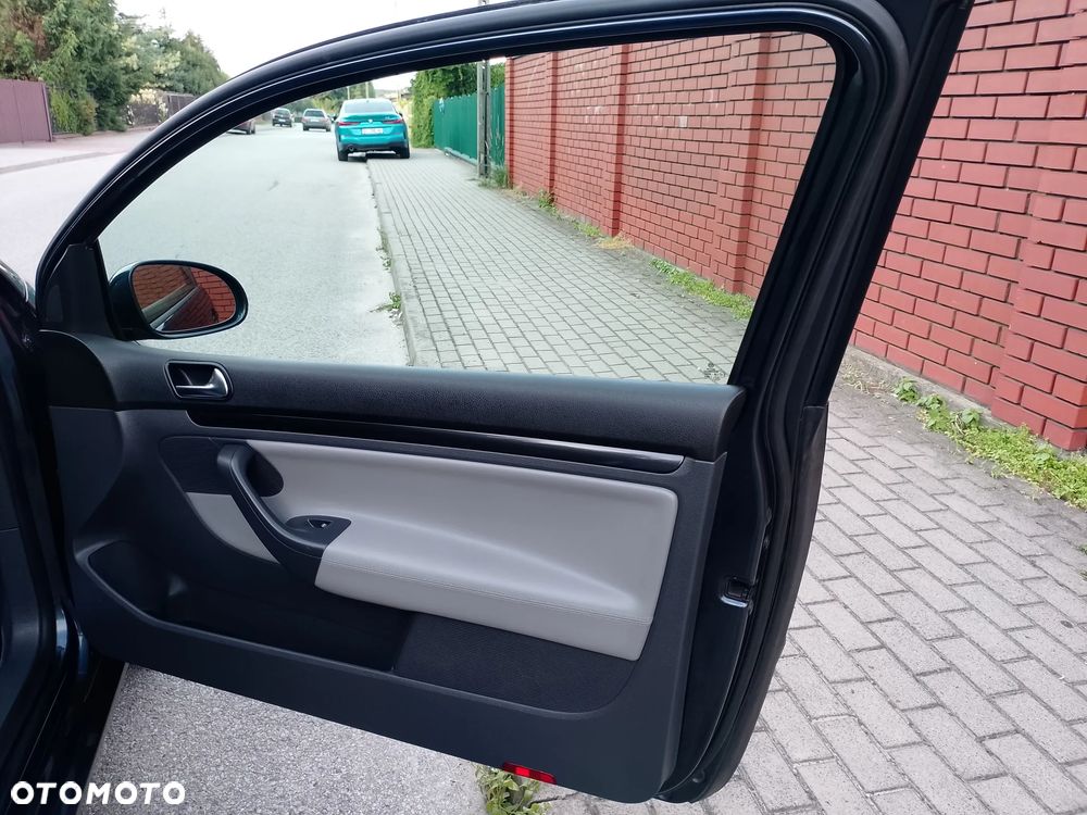 Volkswagen Golf 1.4 TSI Highline - 20