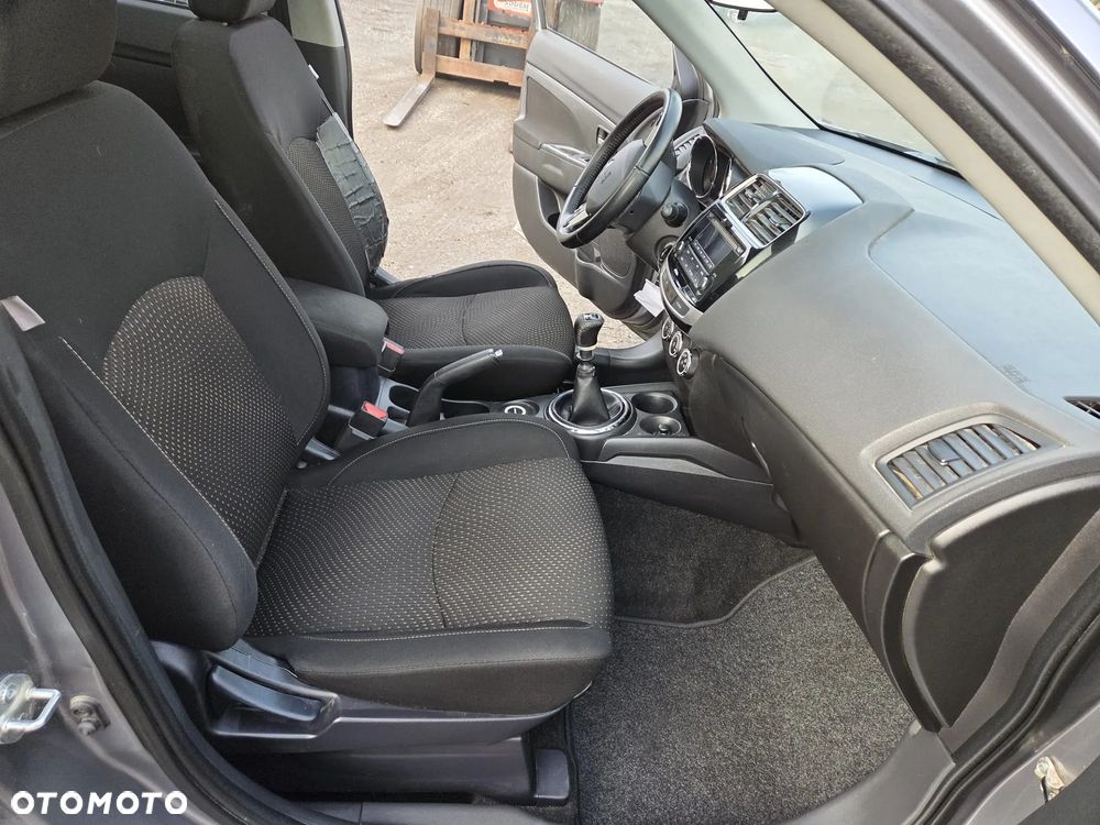 Mitsubishi ASX 1.8 DID Invite 4WD AS&G - 8