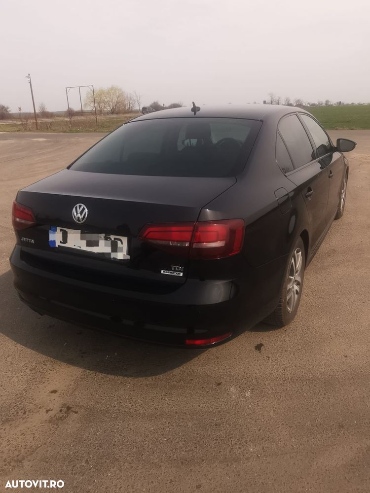 Volkswagen Jetta 2.0 TDI Comfortline - 1
