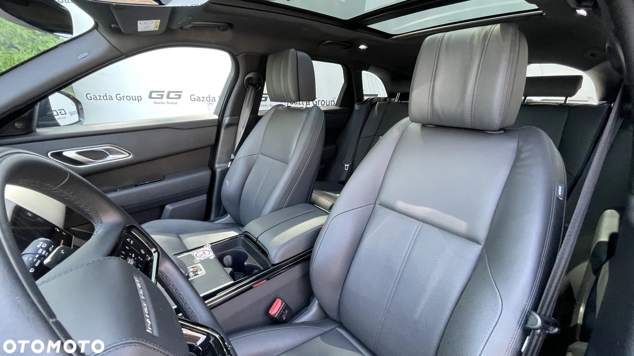 Land Rover Range Rover Velar D300 Dynamic HSE - 13