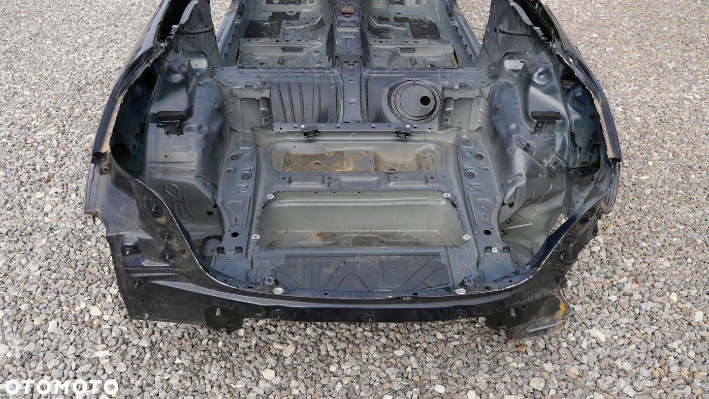 BMW F33 CABRIO BUDA KAROSERIA ĆWIARTKA A89 - 3