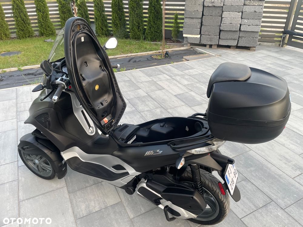 Piaggio MP-3 - 7